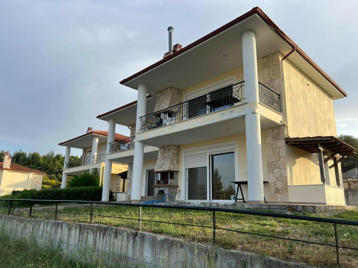 Vero Resort Apartmens Hanioti Bagian luar foto