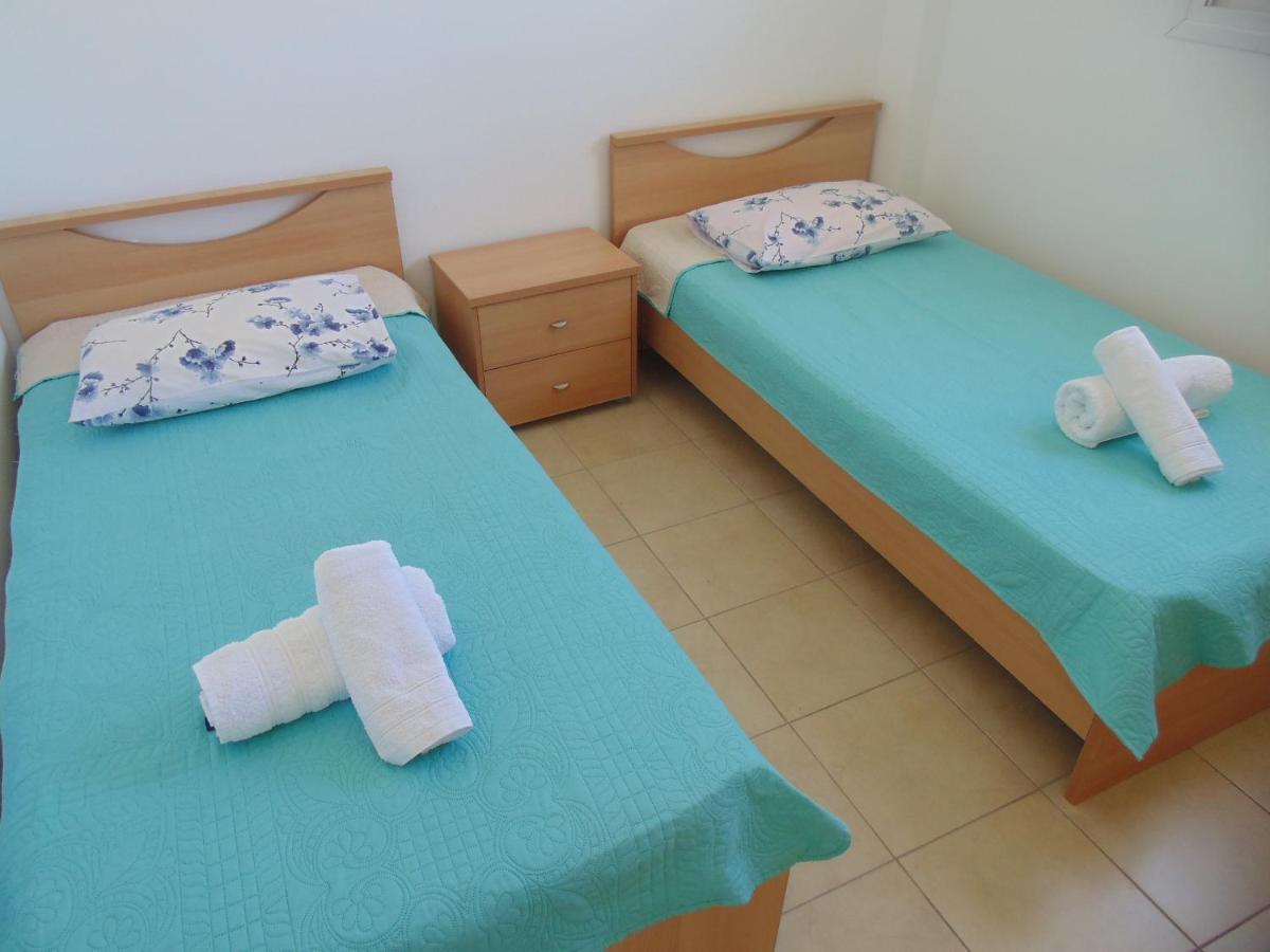 Vero Resort Apartmens Hanioti Bagian luar foto