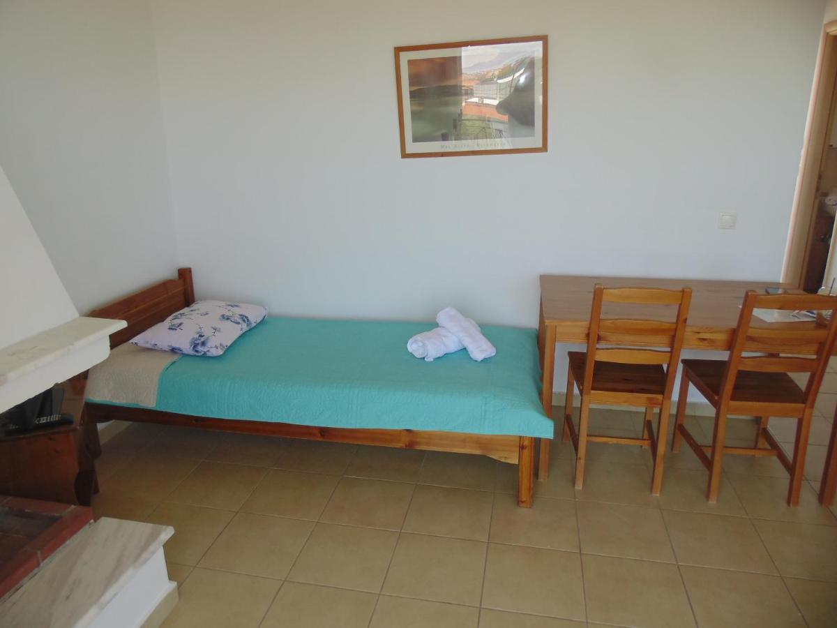 Vero Resort Apartmens Hanioti Bagian luar foto