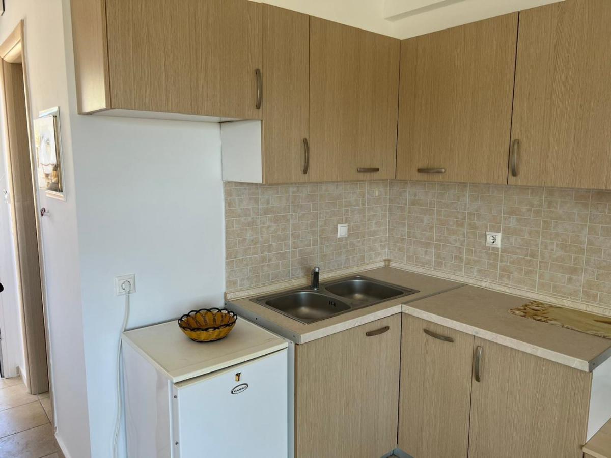 Vero Resort Apartmens Hanioti Bagian luar foto